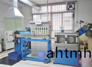 擠齣實(shi)驗設備